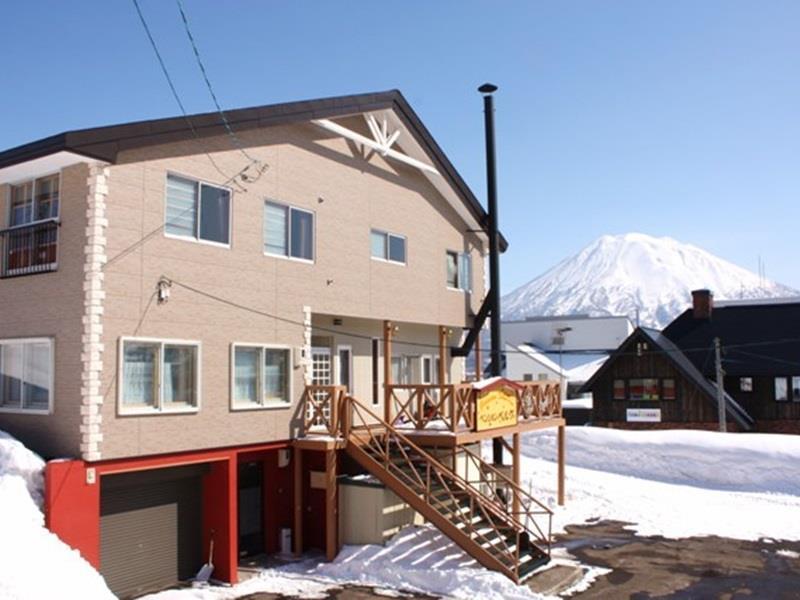 ニセコ町 ペンション　ベルグヴィラ エクステリア 写真